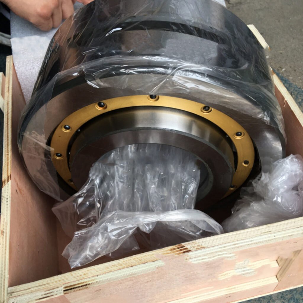 Vibrating screen bearings
