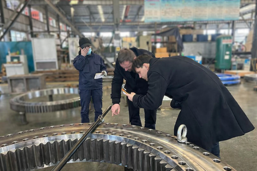 Crane bearing manufacturer